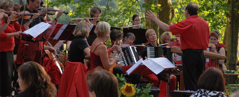Prova Folklore Orchestra Winterthur  unter der Leitung von Urs Bösiger